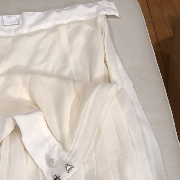 Club Monoco cream pleated skirt with beading on borders - Picture 5 of 8